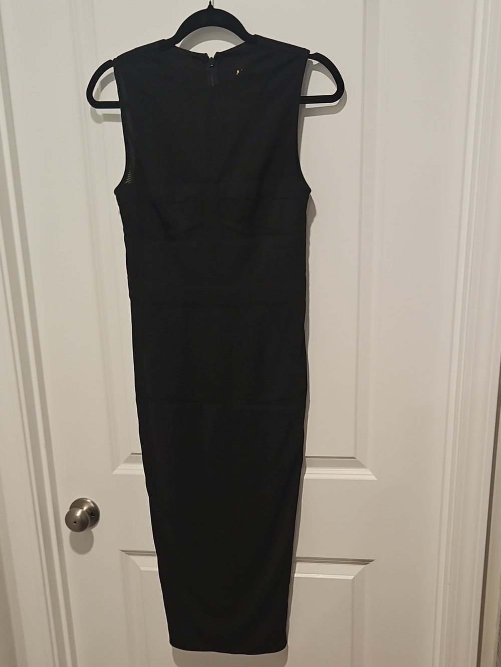 Abyss By Abby Black Sleeveless Midi Sheath Dress